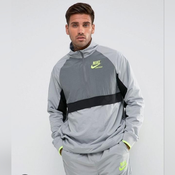 Nike Archive Sportswear Half Zip Gray Volt and Black Winderbreaker Jacket Size M - Picture 1 of 15